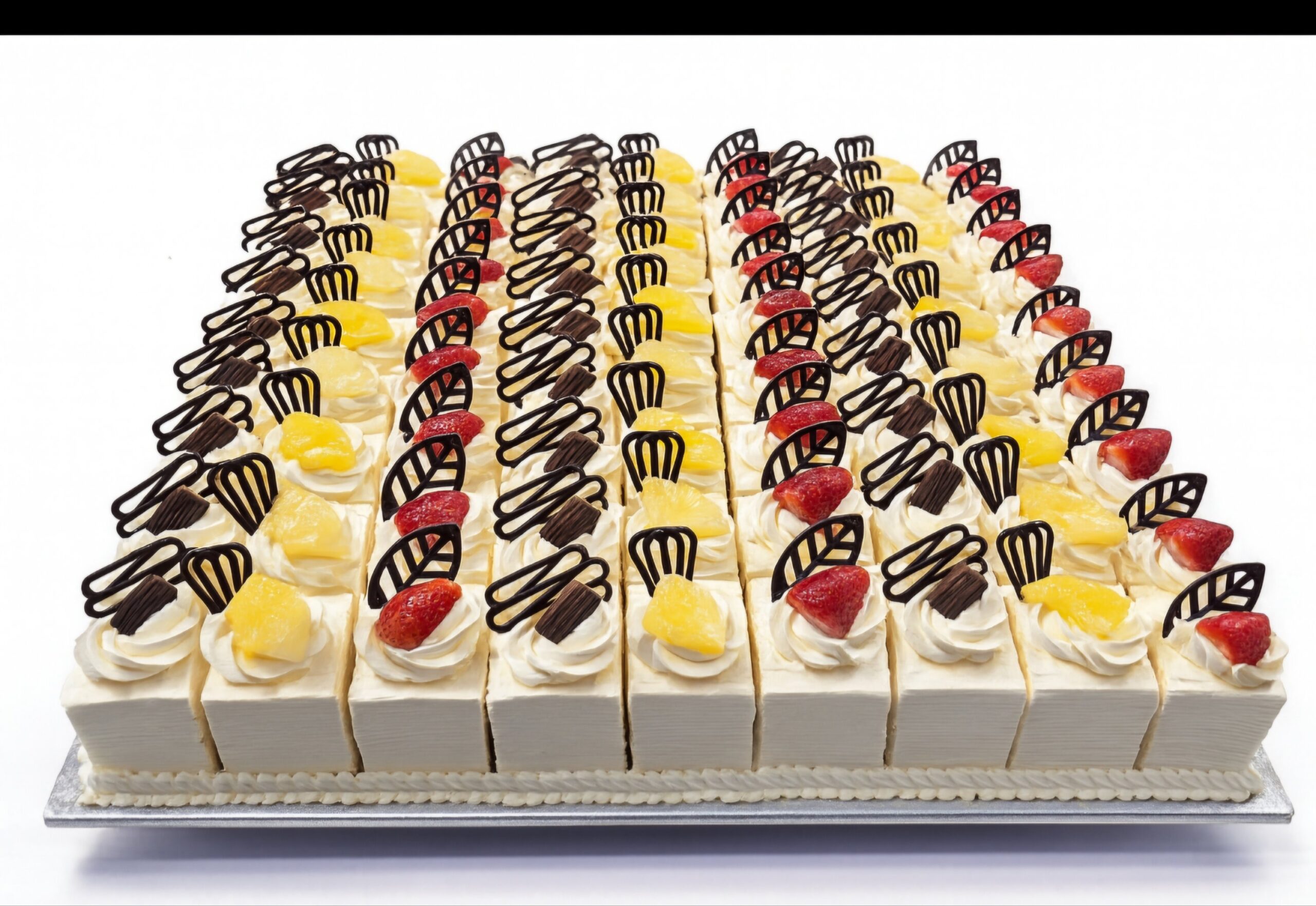 Elegant Fruit Slice Delight